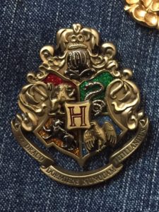  Hogwarts souvenir pin from Warner Brothers Studios